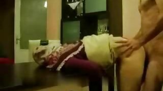 წვეულებაზე სექსუალურ ...